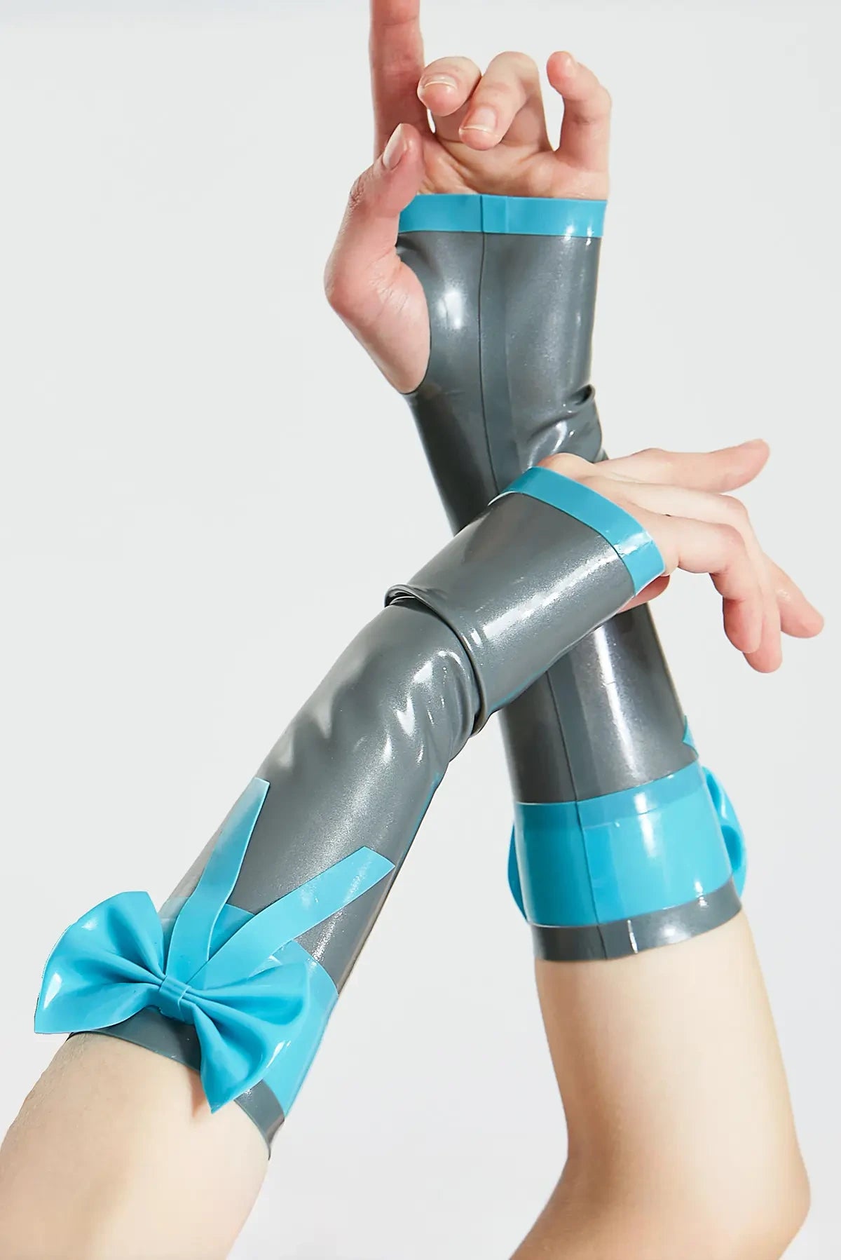 Fingerless Bow Elbow-Length Gauntlets