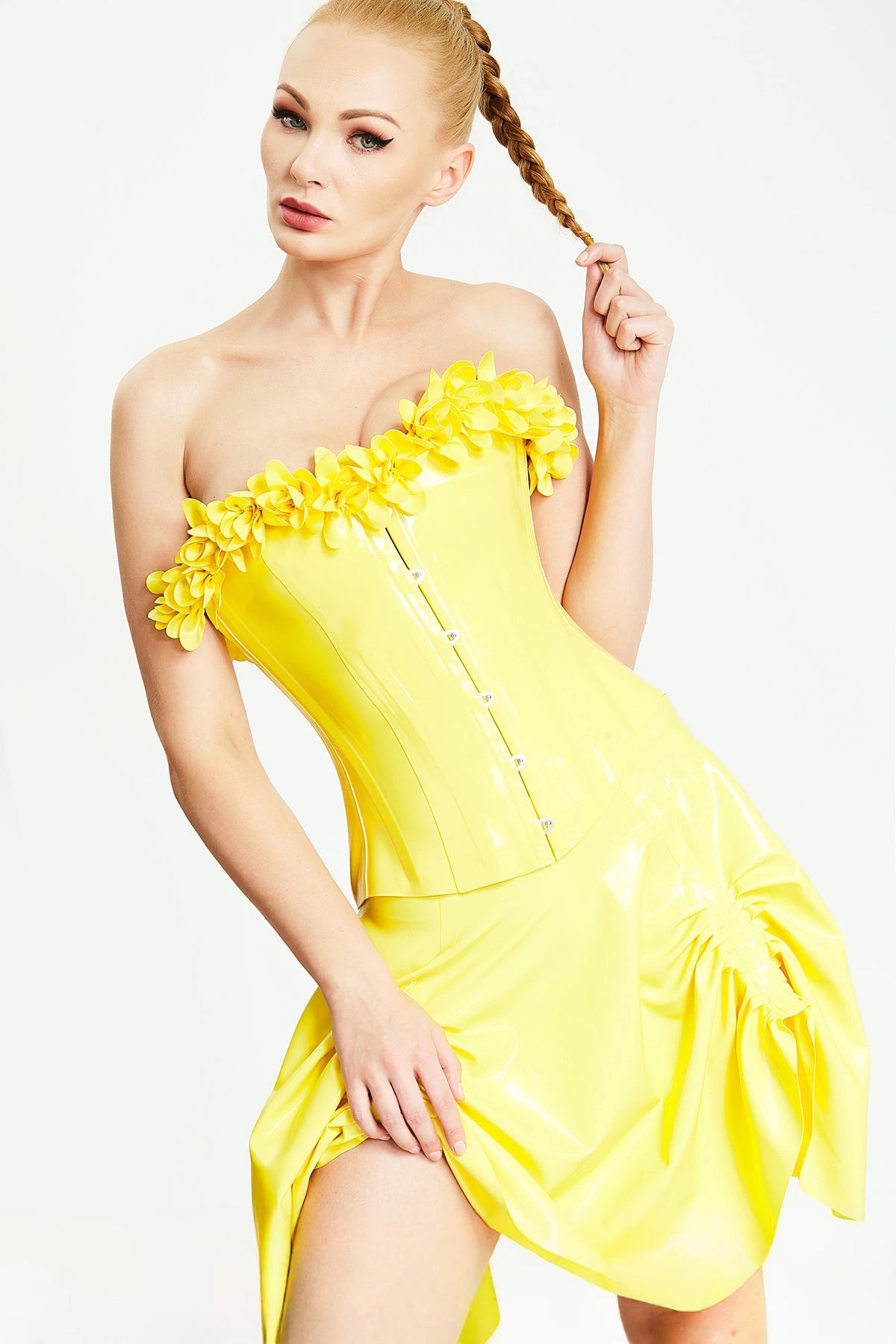 'Curtain Up' Mini Skirt